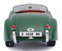 Jaguar XK 120 Roadster 1951 Green 1/24 Model Car with...