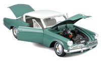 Maisto 1/18 Scale 1953 Studebaker Starline Green Model Car
