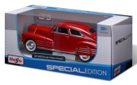 Chevrolet Fleetline Aerosedan 1948 1/24 rot Modellauto von Maisto