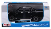 Maisto Toyota Hilux 1/24 schwarz lizenziertes Modellauto detailgetreu