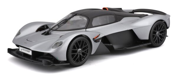 Aston Martin Valkyrie 2022 1/18 Modellauto silber von Maisto lizenziert