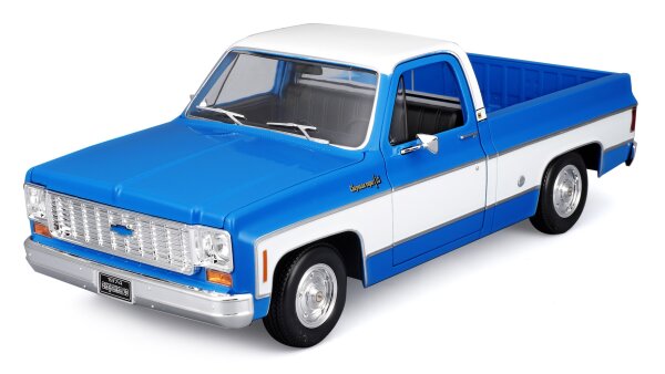 Chevrolet Cheyenne Super C10 1974 1/18 Modellauto blau von Maisto