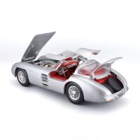 Mercedes Benz 300 SLR Coupe Uhlenhaut 1/18 Modell Rot...