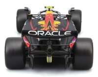 Red Bull F1 RB19 2023 mit Figur 1/24 Pérez - Metallmodell von Bburago